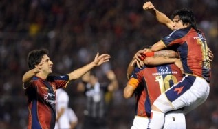 Cerro Porte�o pas� a la siguiente ronda
