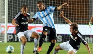 Racing peg� en el final